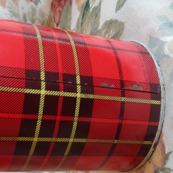 Vintage 1973 Thermos in Classic Red Tartan Plaid Coffe Container 1.5 pint - Picture 8 of 15